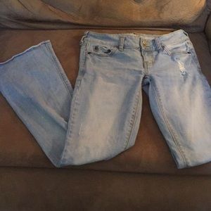 Super cute American Eagle jeans